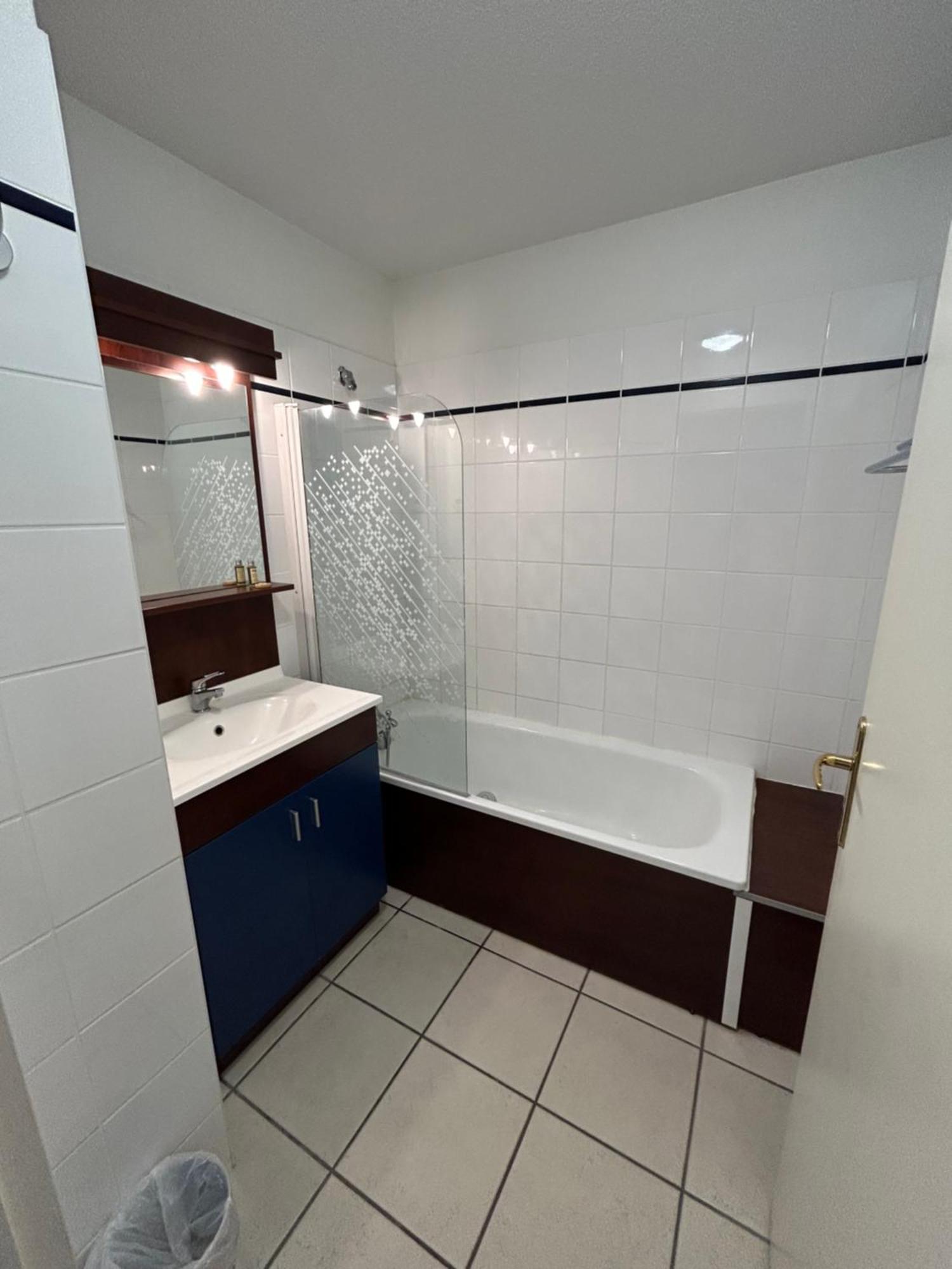 Duplex Avec Piscine Apartment ลาโรช-โพเซย์ ภายนอก รูปภาพ